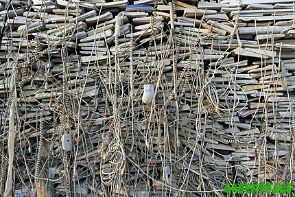 close-up-of-a-huge-pile-of-com