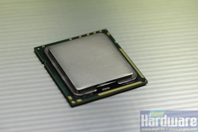 Intel-Core-i9-Gulftown-01